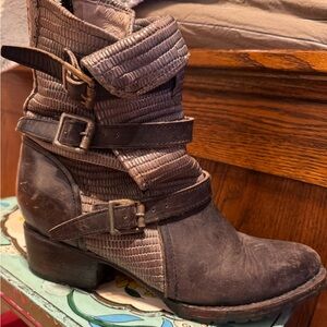 Circa 2017 Freebird Snakeskin Booties